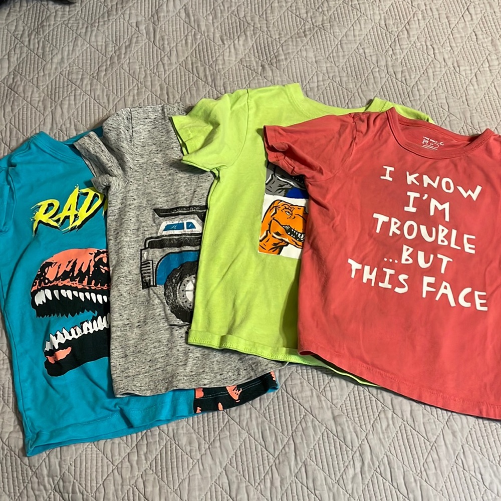Bundle of boys t shirts